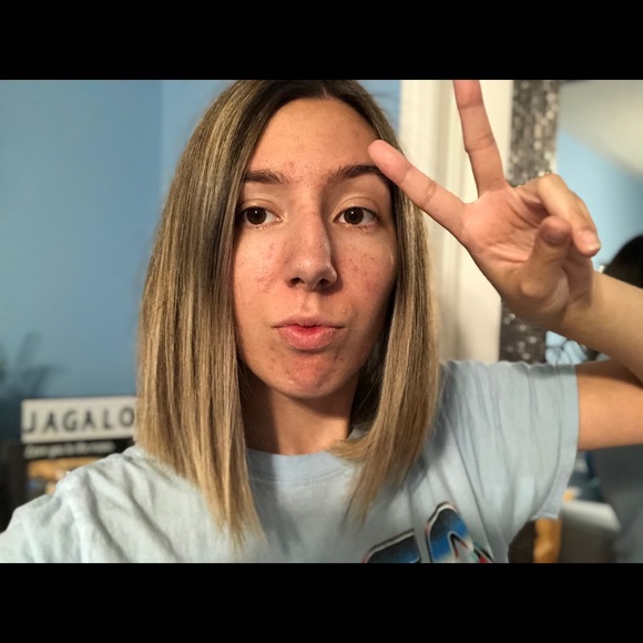 Meet your Posher, Julia - Picture 1 of 1